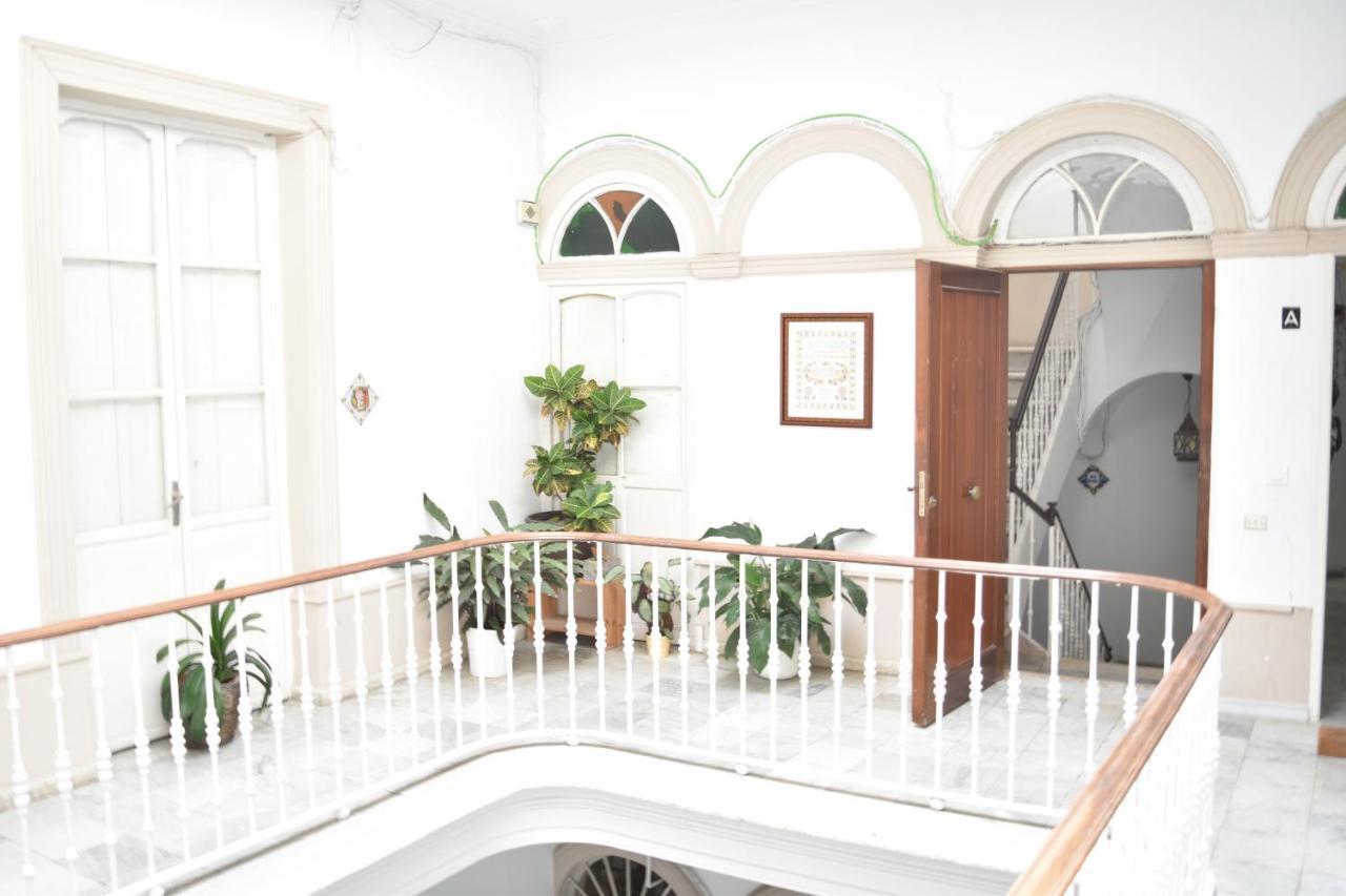 Apartamentos Veedor 카디스 외부 사진